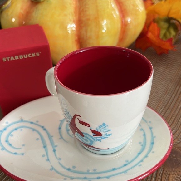 Starbucks Holiday Collectible w Penguin Skiing in Snow. Espresso Cup Saucer Set - Picture 6 of 6